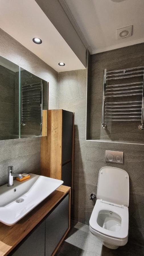 Tam Merkezde Yepyeni Bir Daire Istambul Exterior foto